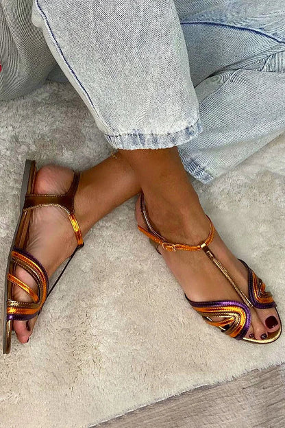 Sandalias doradas con hebilla y tira  multicolor