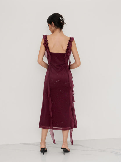 Vestido largo con cuello vuelto y volantes