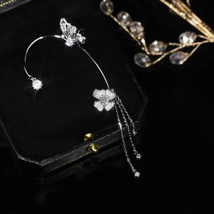 Pendientes sencillos con mariposas y flores