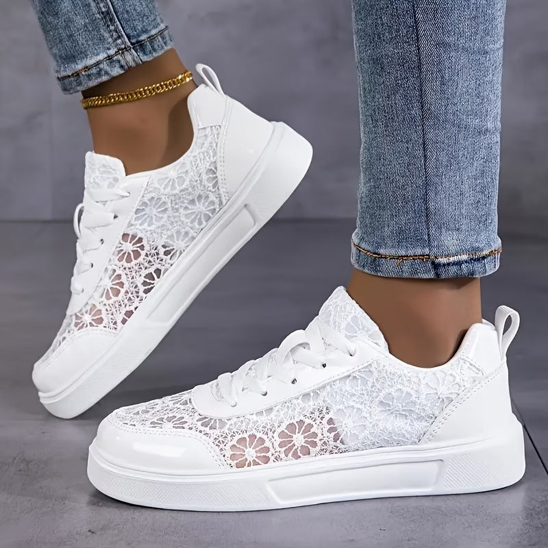 Daniella | Zapatillas con encaje floral