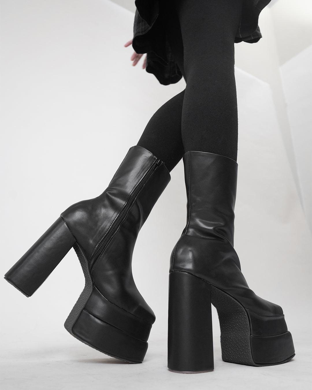 Botas de tacón alto con plataforma