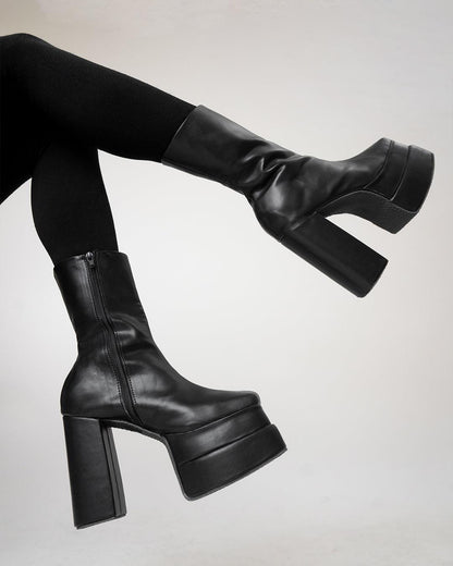 Botas de tacón alto con plataforma