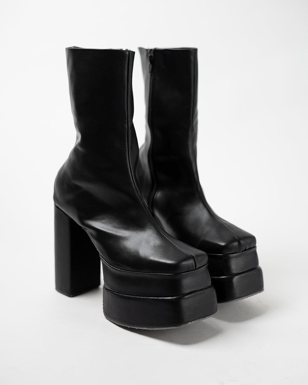 Botas de tacón alto con plataforma