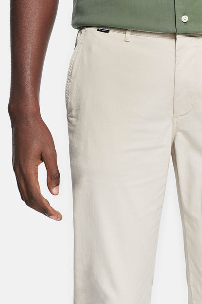 Pantalones Chinos
