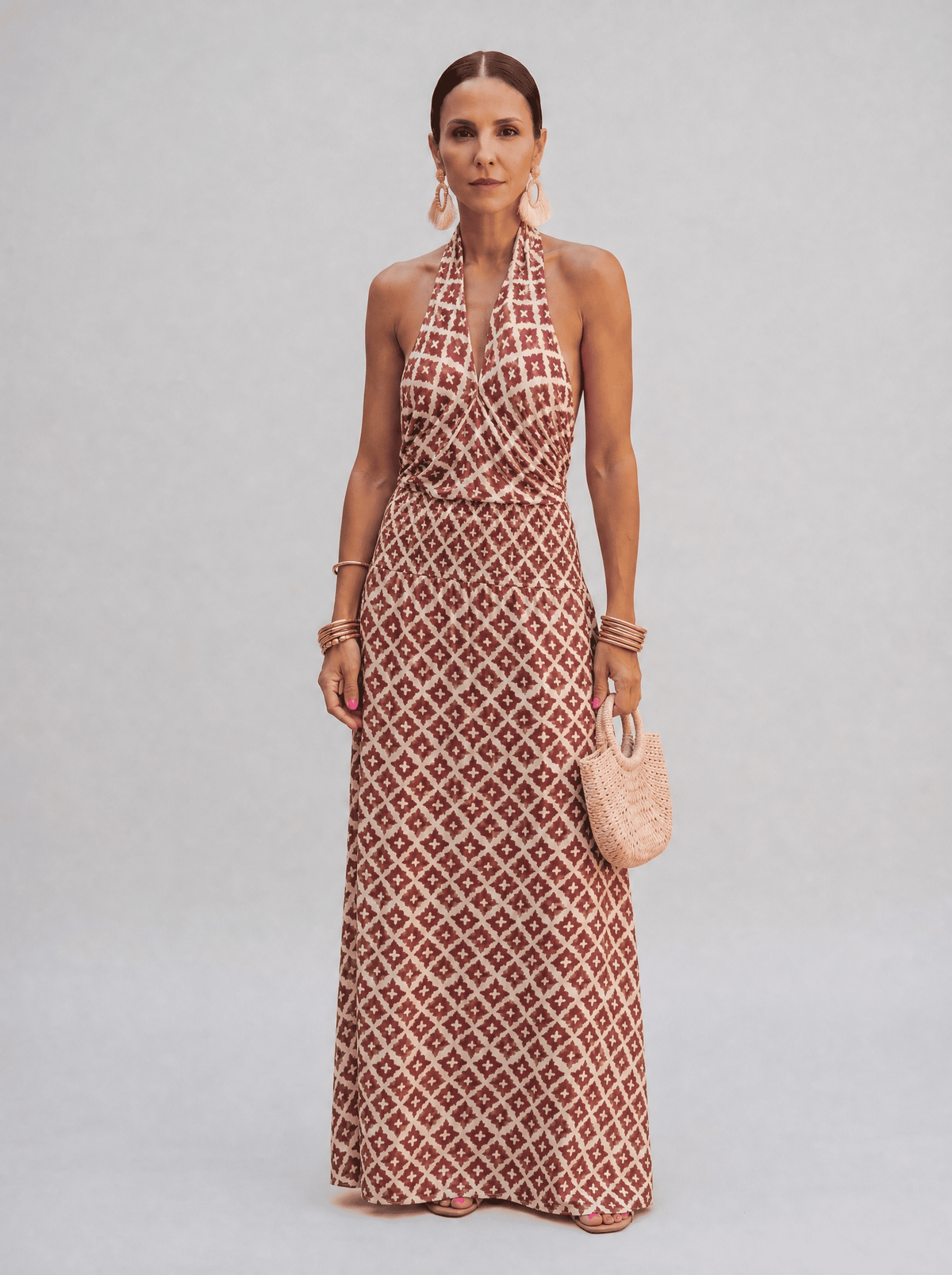 Vestido Elegante con Diseño de Hombros Descubiertos