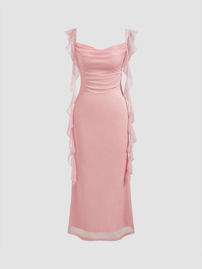 Vestido largo con cuello vuelto y volantes